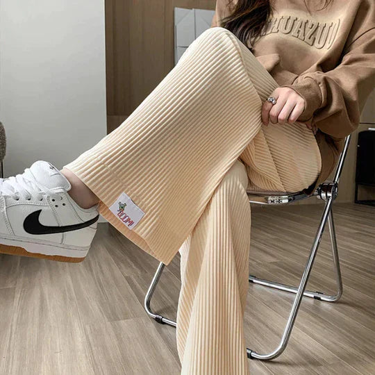 Dilara Hose mit Rippenstruktur
