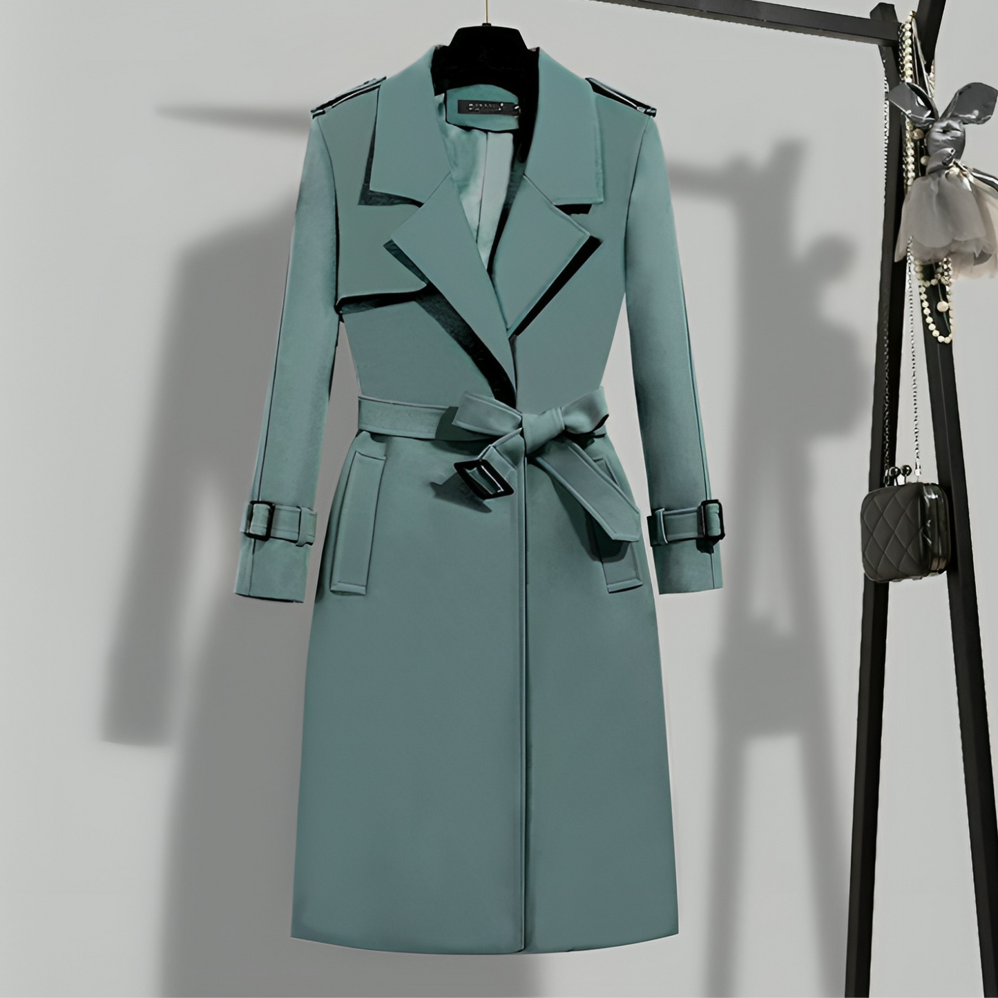 ModeGeist | Eleganter und raffinierter Trenchcoat für Frauen
