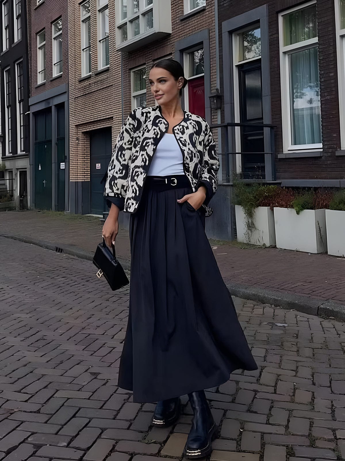 ModeGeist | Jacke mit Animal Print Ein Statement für Den Mutigen Look