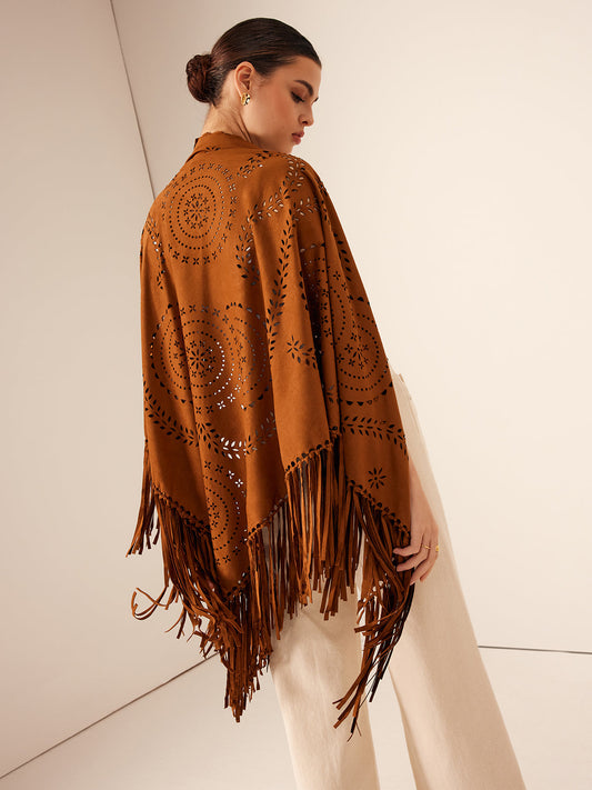 Boho Schal Belinda mit Quasten und Hohllochmuster
 - Krohn-e