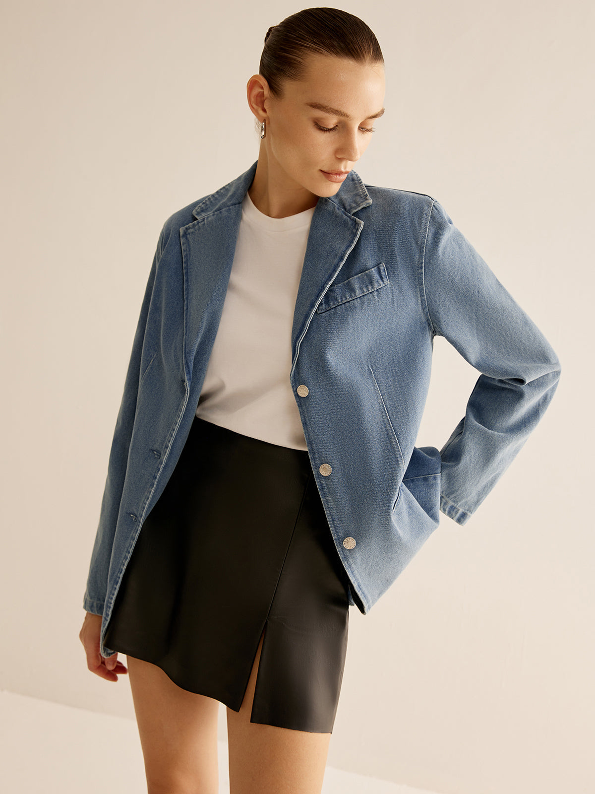 ModeGeist | Denimjacke mit Knopfverschluss Klassischer Schnitt Lässig und Vielseitig