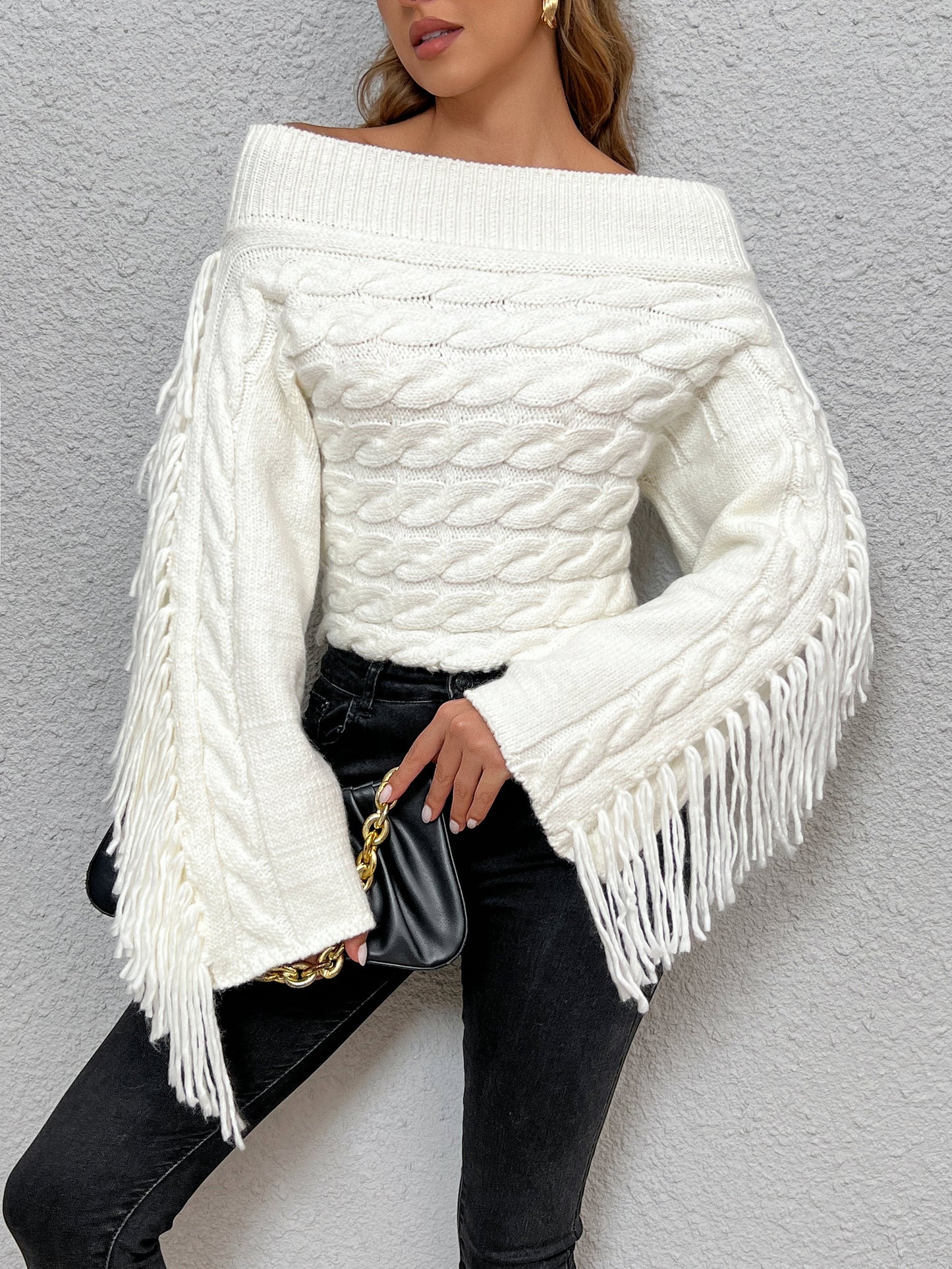 ModeGeist | Off-shoulder Kabelstrick Pullover Unik und Trendy mit Fransen