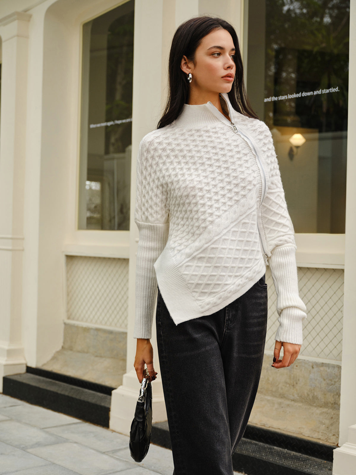 ModeGeist | Strickjacke mit Asymmetrischem Reißverschluss Strukturiertes Muster Modern und Warm