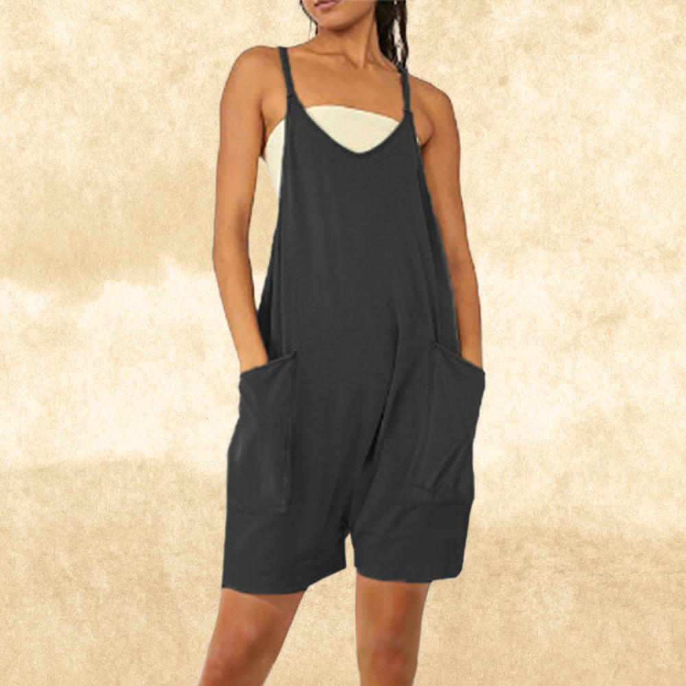 AVA - Jumpsuits und kurze Hosen