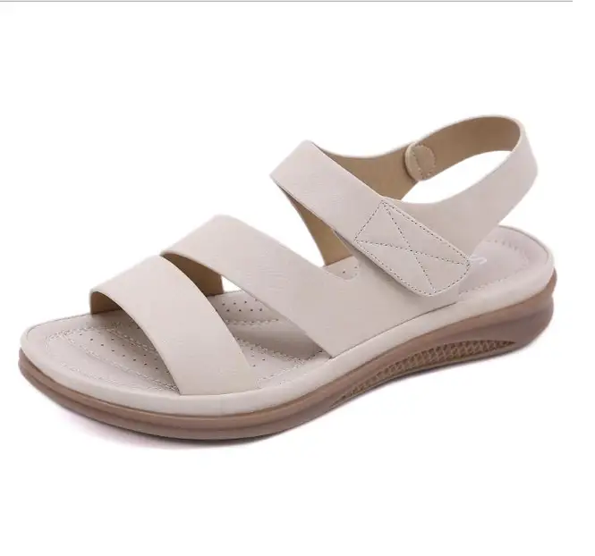 Komfortable, leichte Sandalen von Lena® mit runder Zehenkappe