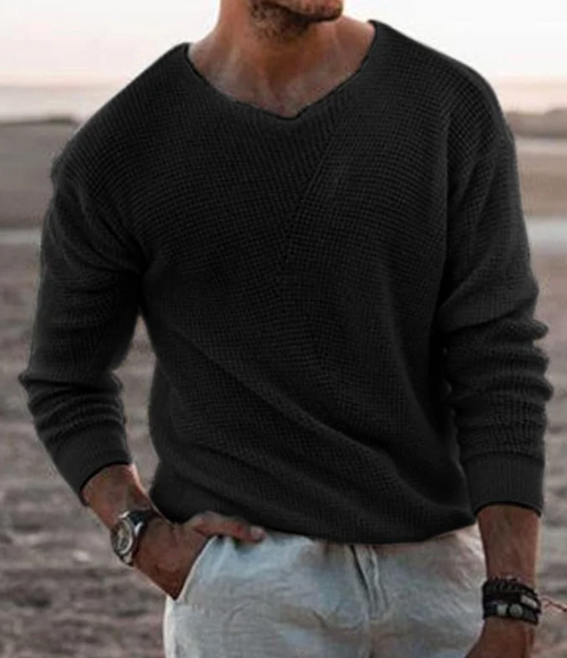 Herrenpullover mit V-Ausschnitt