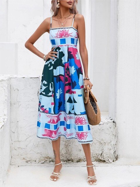 Lisas modisches Kleid mit Druck
