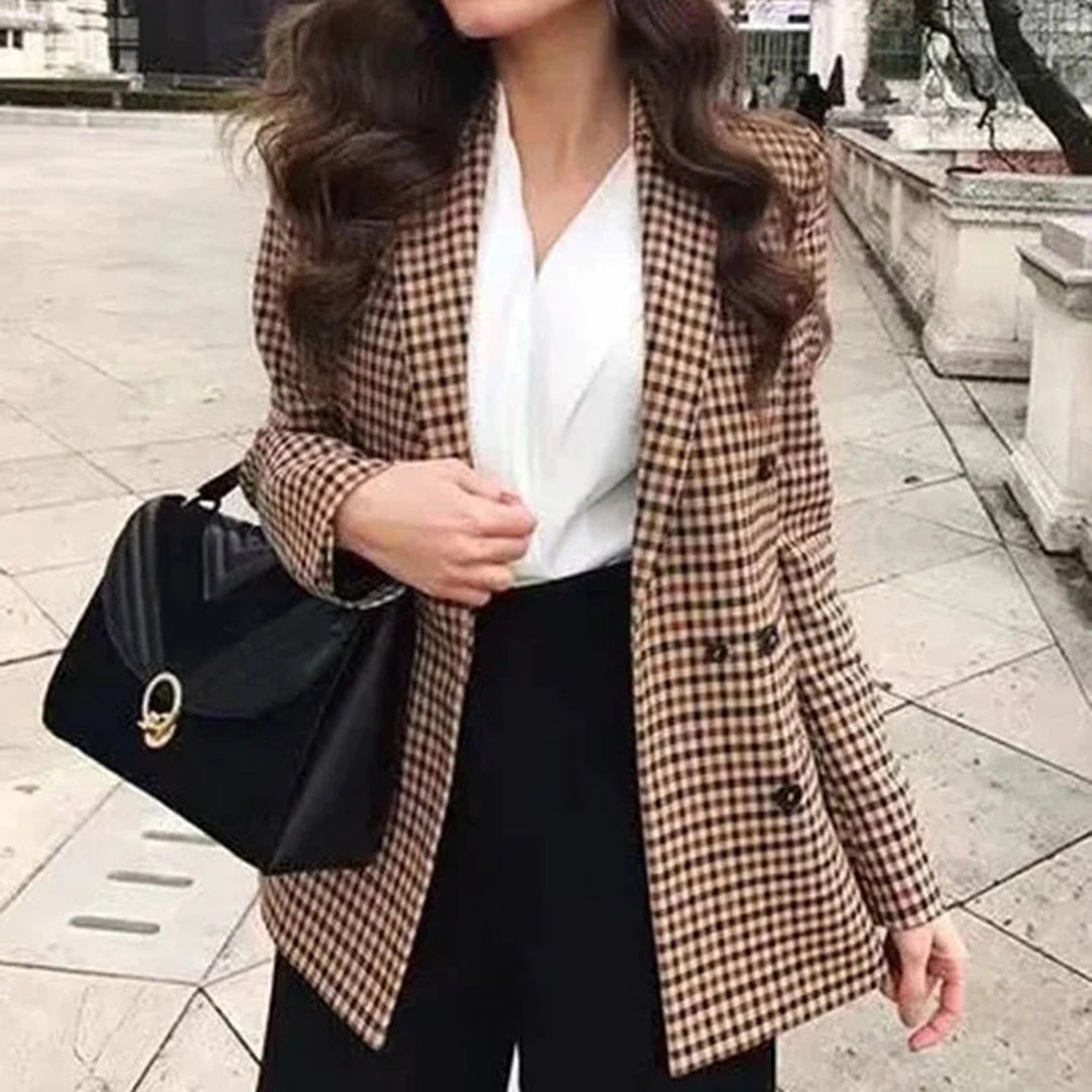Eleganter Damenblazer von Avelena im schwarz-weißen Hahnentrittmuster