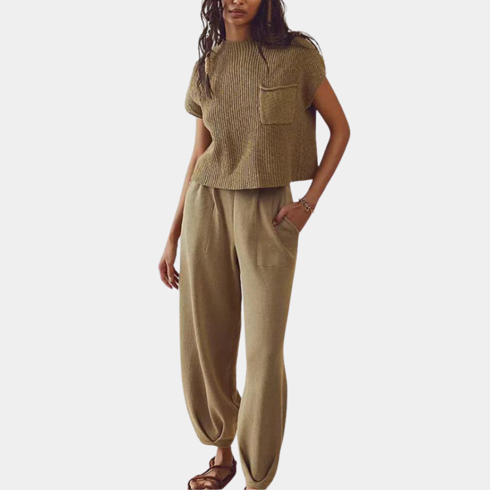 Elegantes Damen-Ensemble: Bluse und Hose von Emma