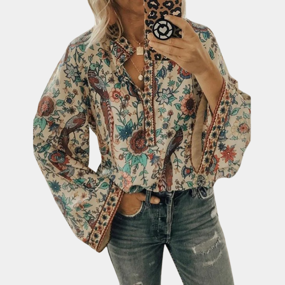 Elegante Bluse von Cynthia mit bezauberndem Blumenmuster