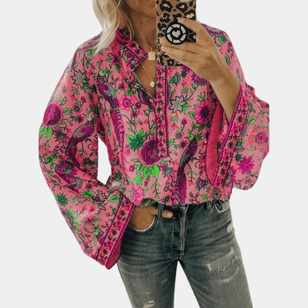 Elegante Bluse von Cynthia mit bezauberndem Blumenmuster