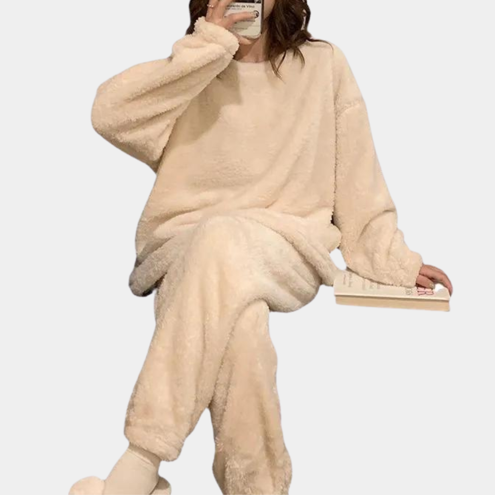 Bequemer und weicher Damen-Pyjama