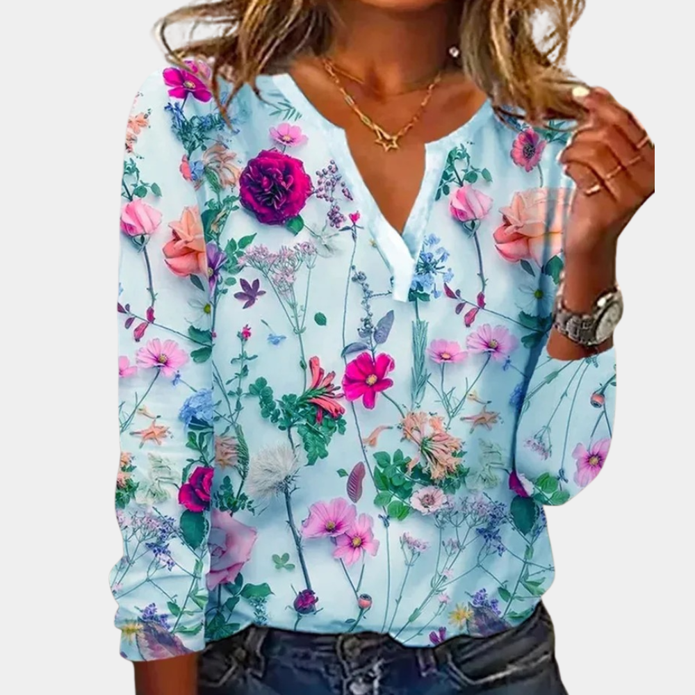 Modische Damenbluse mit Blumenmuster für einen entspannten Stil