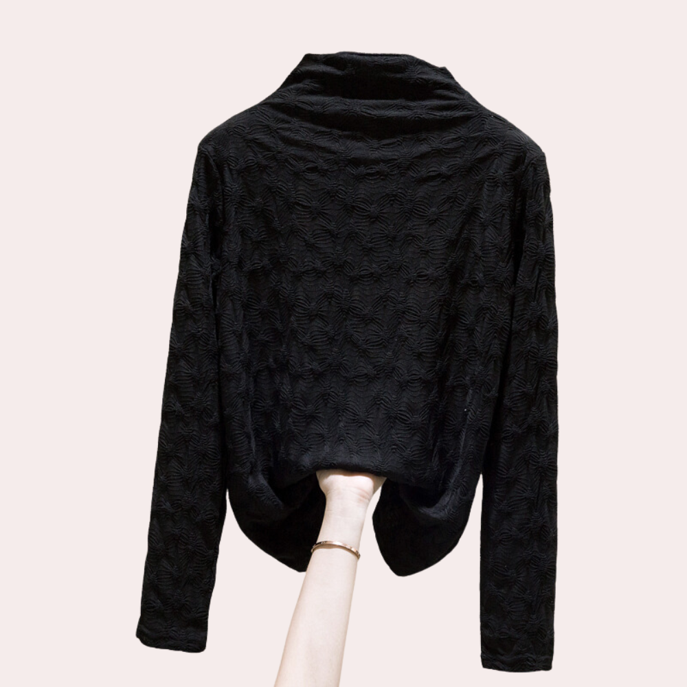 Elegante Damenbluse von Chrissta mit hohem, modischem Ausschnitt