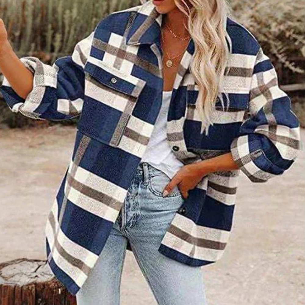 ModeGeist | Moderne karierte Herbstkuscheljacke für Damen