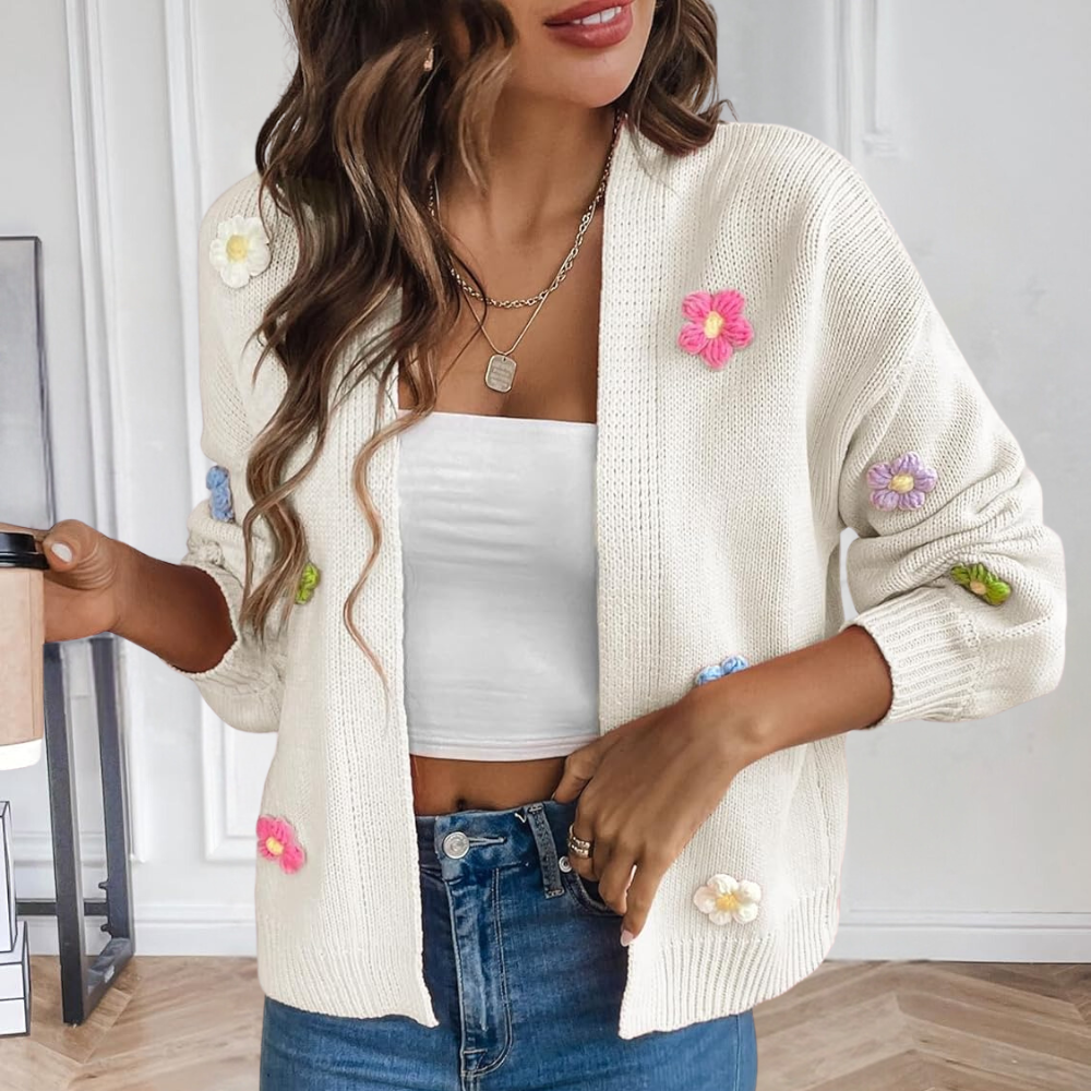 ModeGeist | Damenjacke mit 3D Blumen – Maribel