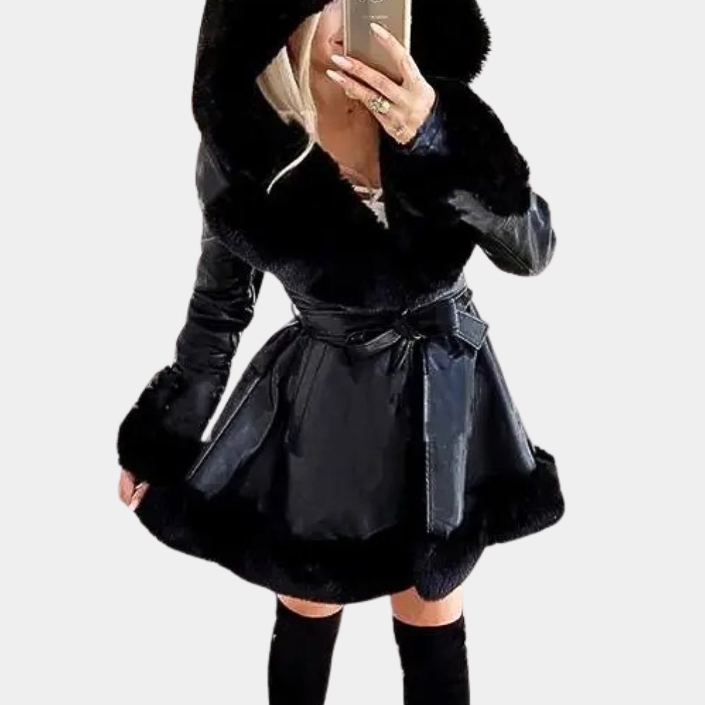 ModeGeist | Stilvolle und warme Winterhoodiejacke für Frauen