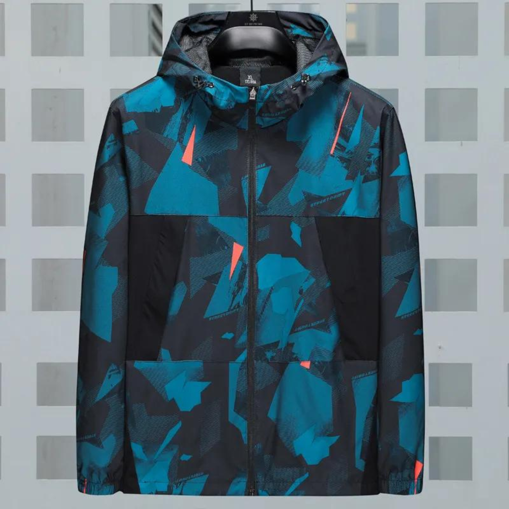 Trendige Herrenjacke mit Kapuze im angesagten Camouflage-Design