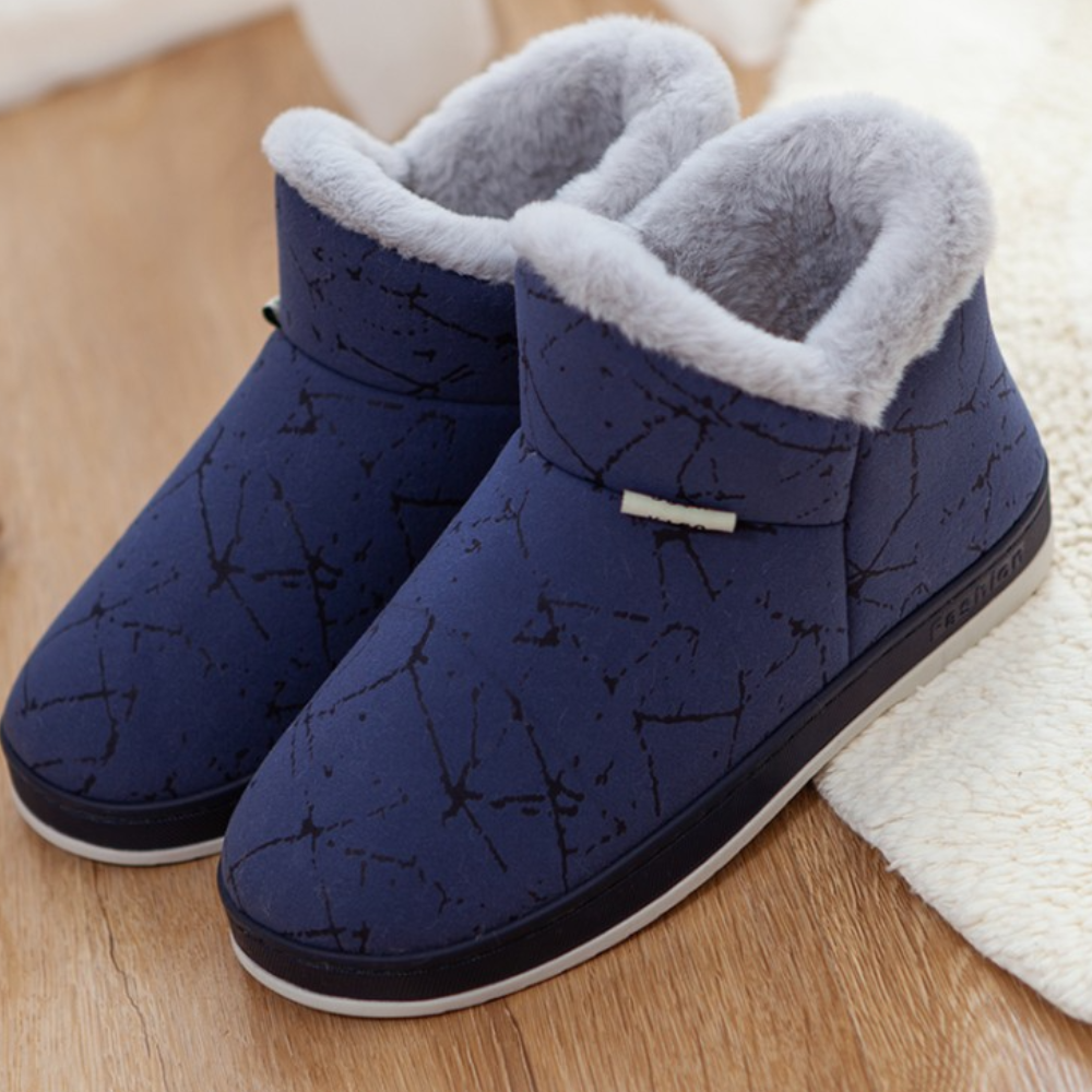 ModeGeist | Glänzende Winterstiefel für Frauen