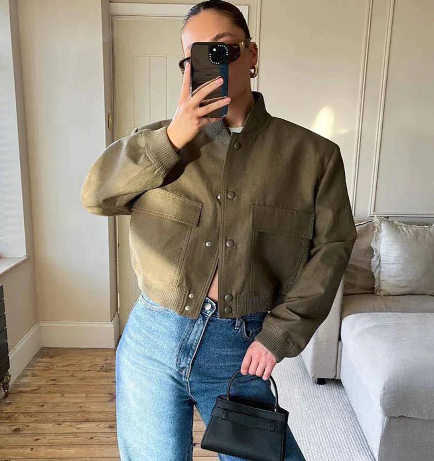 ModeGeist | Stylische und Elegante Jacke