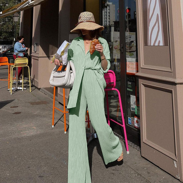 Elegant Women's Suit