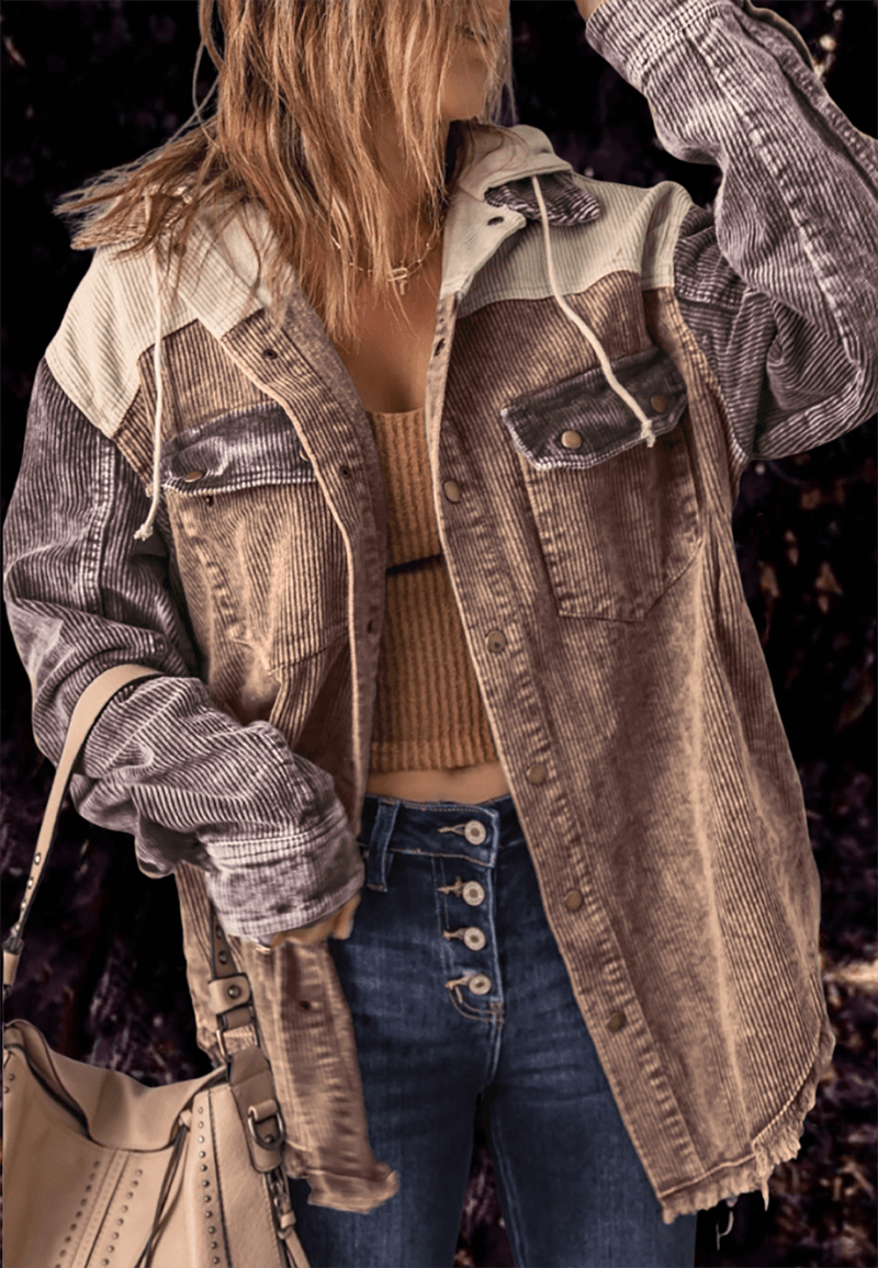 ModeGeist | Damenjacke Mit Retro Look Und Funktionalen Taschen