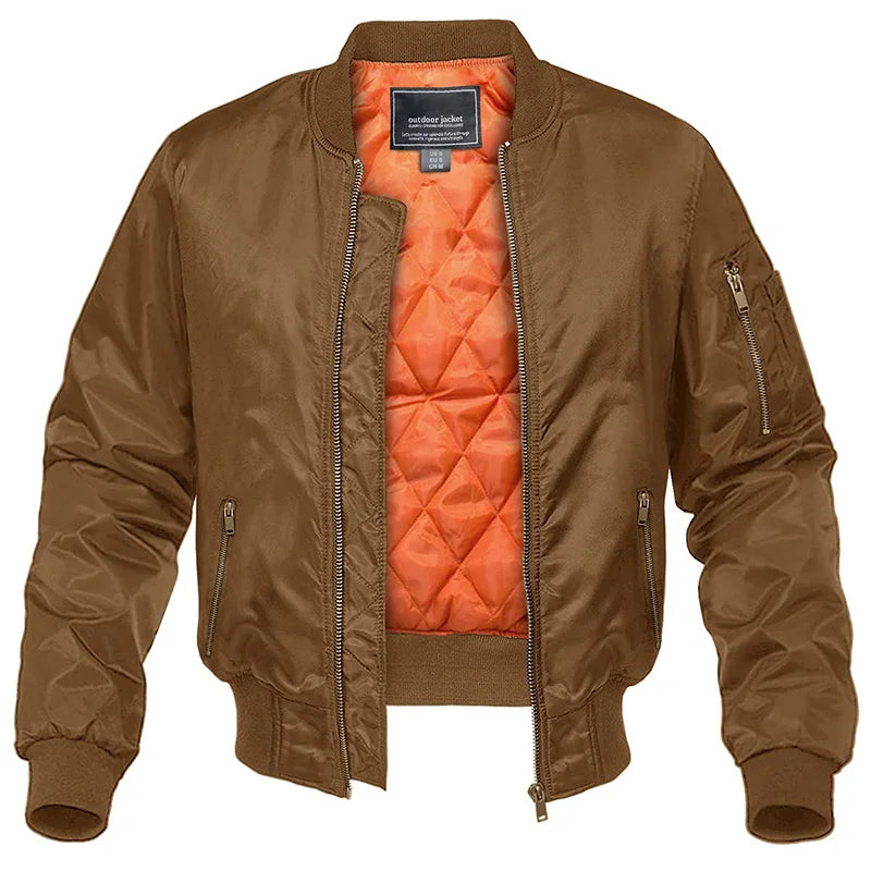 ModeGeist | Bomberjacke Im Sportlichen Stil