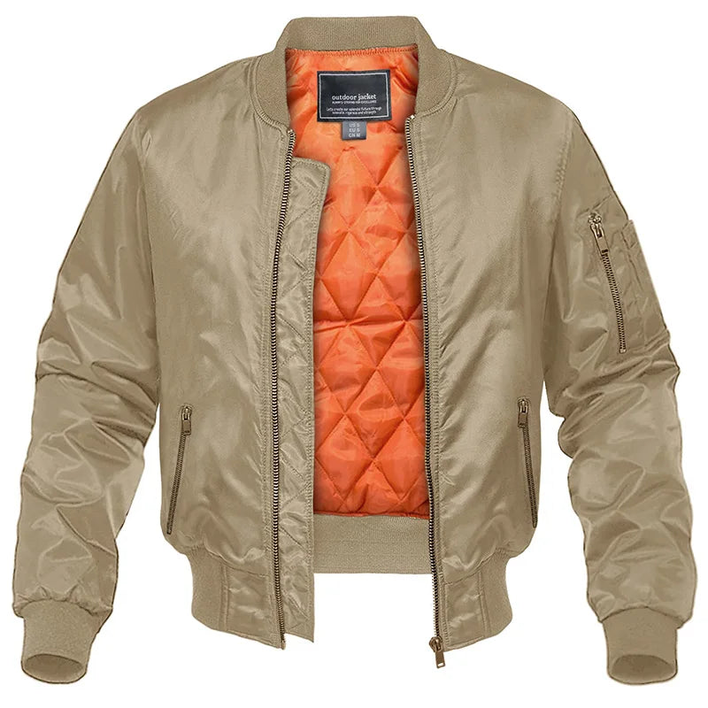 ModeGeist | Bomberjacke Im Sportlichen Stil