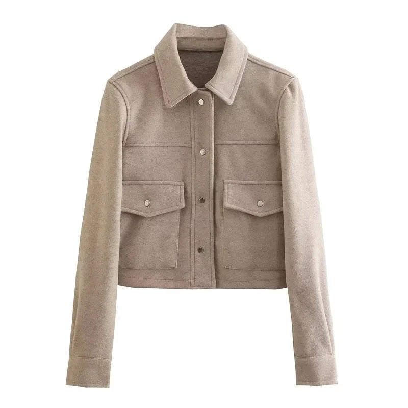 ModeGeist | Übergangsjacke Kurz mit Knöpfen und Taschen