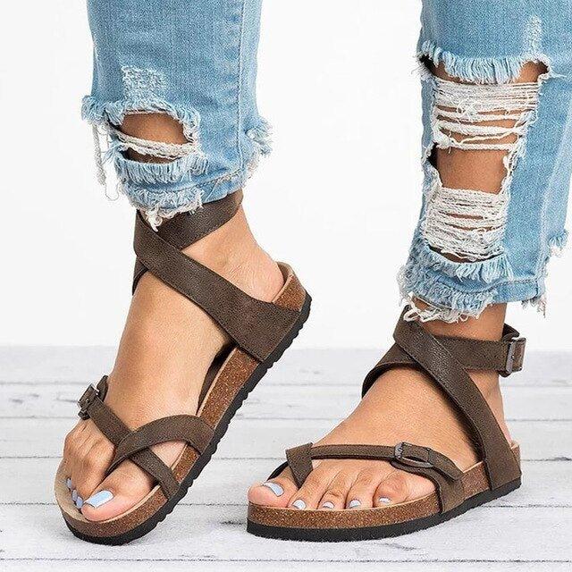 MODEGEIST verstellbare Sandalen mit Schnallenriemen: flache Sommerschuhe
