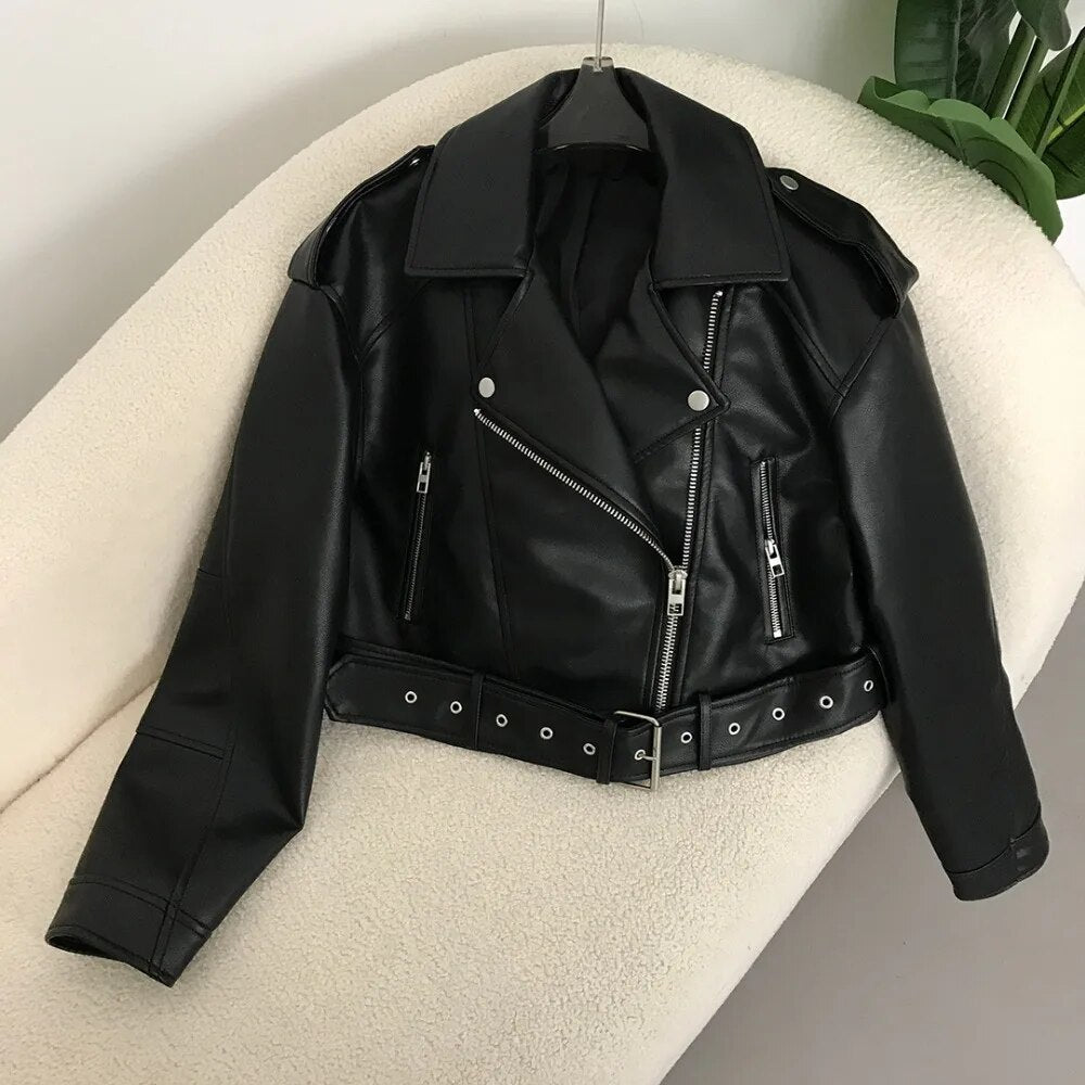 ModeGeist | elegante Lederjacke für den Frühling