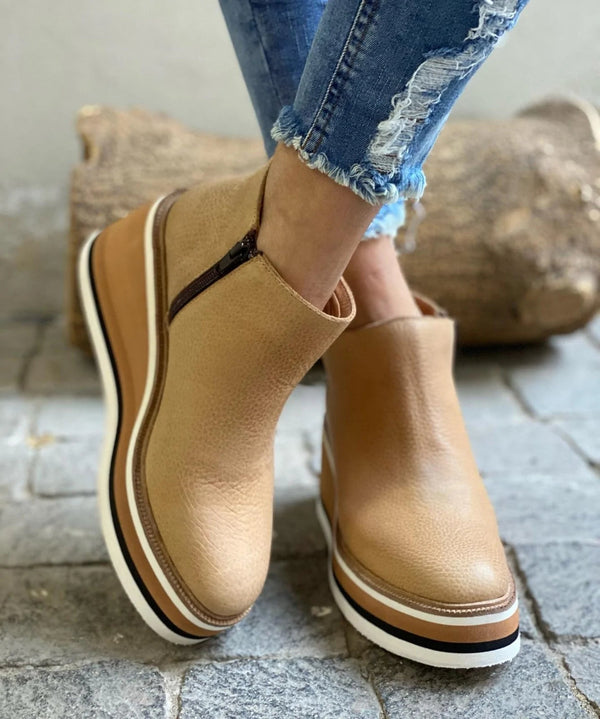 ModeGeist | Stiefeletten Glattes Lederlook Seitenreißverschluss Plateausohle Schlanke Passform