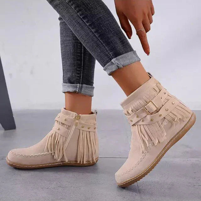 Evelin: Warme, Fransen-verzierte Vintage-Stiefel