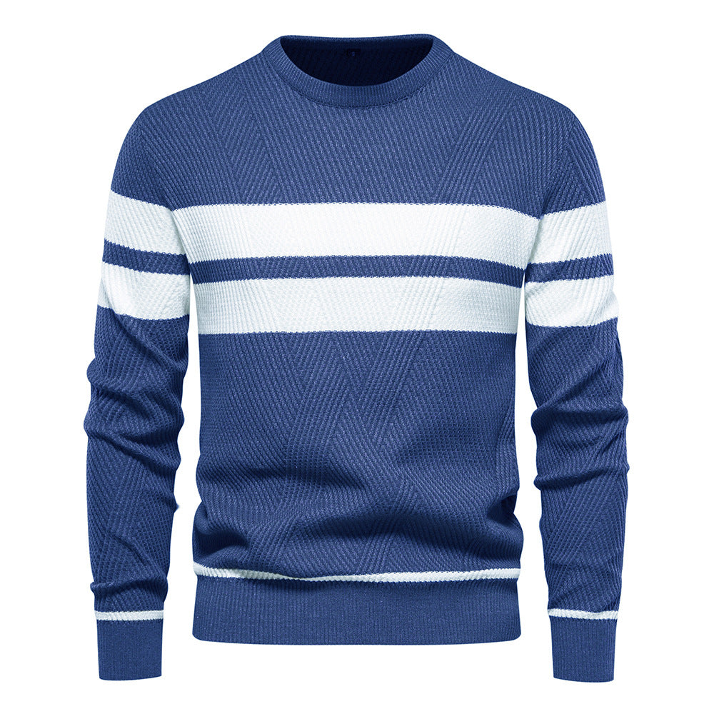 Klassischer, moderner Herrenpullover mit Streifendesign und Rundhals