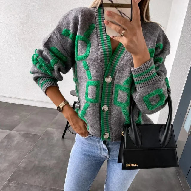 ModeGeist | Knopfverschluss Pullover