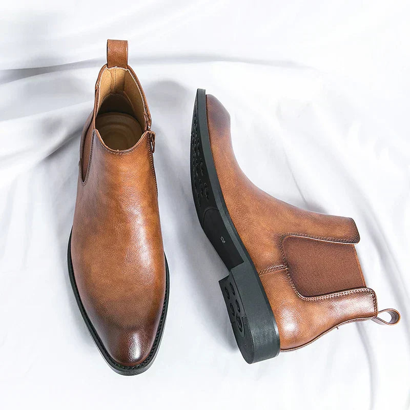Finnegan Chelsea Boots with Zipper