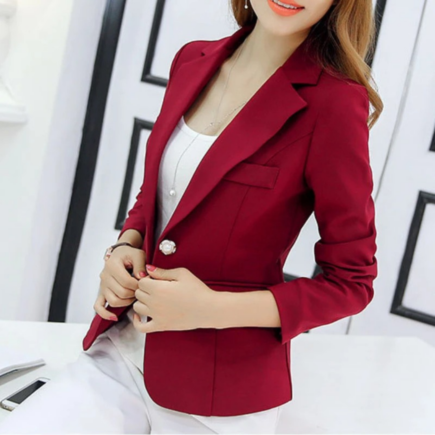 ModeGeist | Schöner Slim Damenblazer mit Taschen