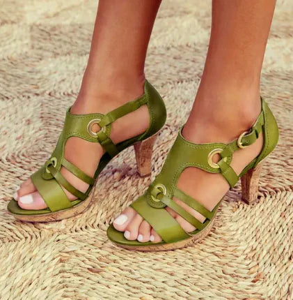 Mary: bequeme Sandalen mit Absatz