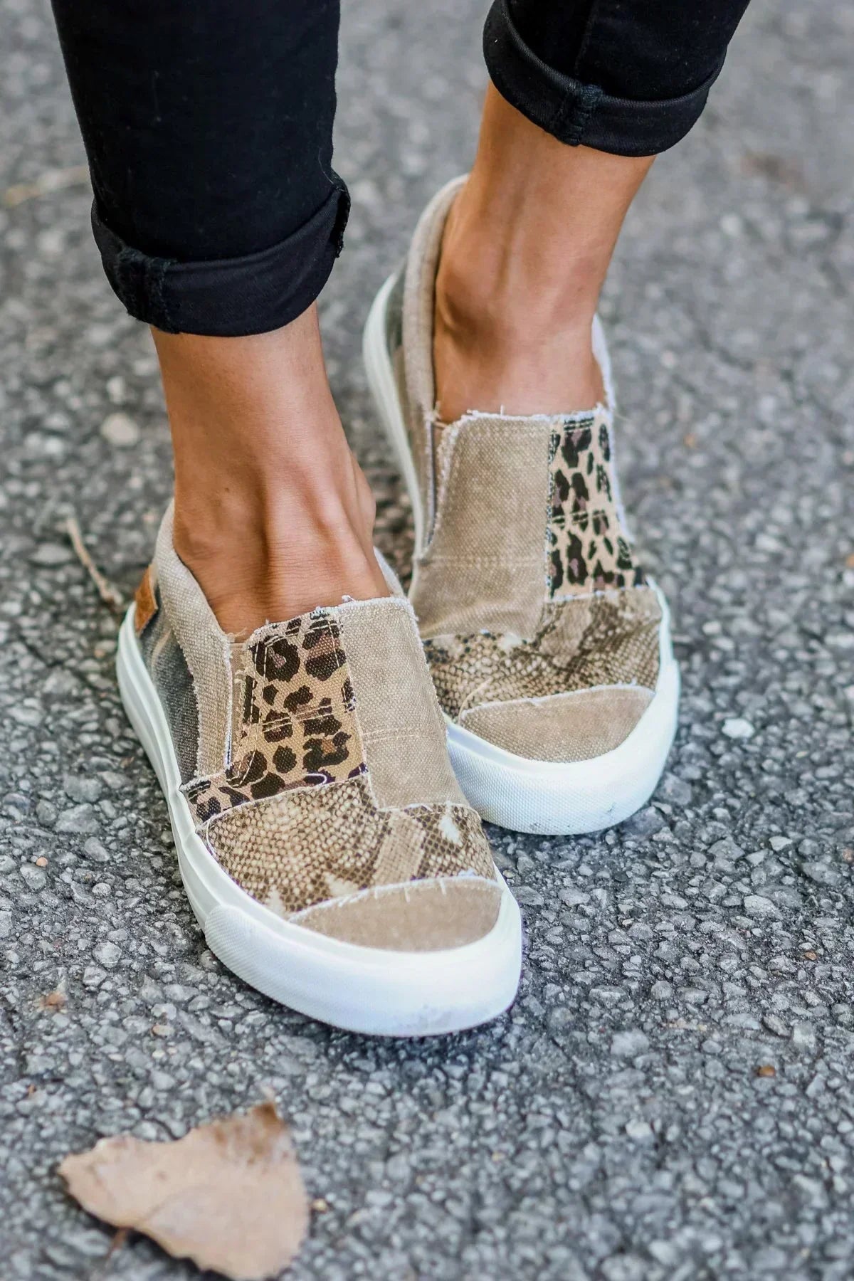 MODEGEIST Damen Slip-On Schuhe Canvas Gepolstert Beige