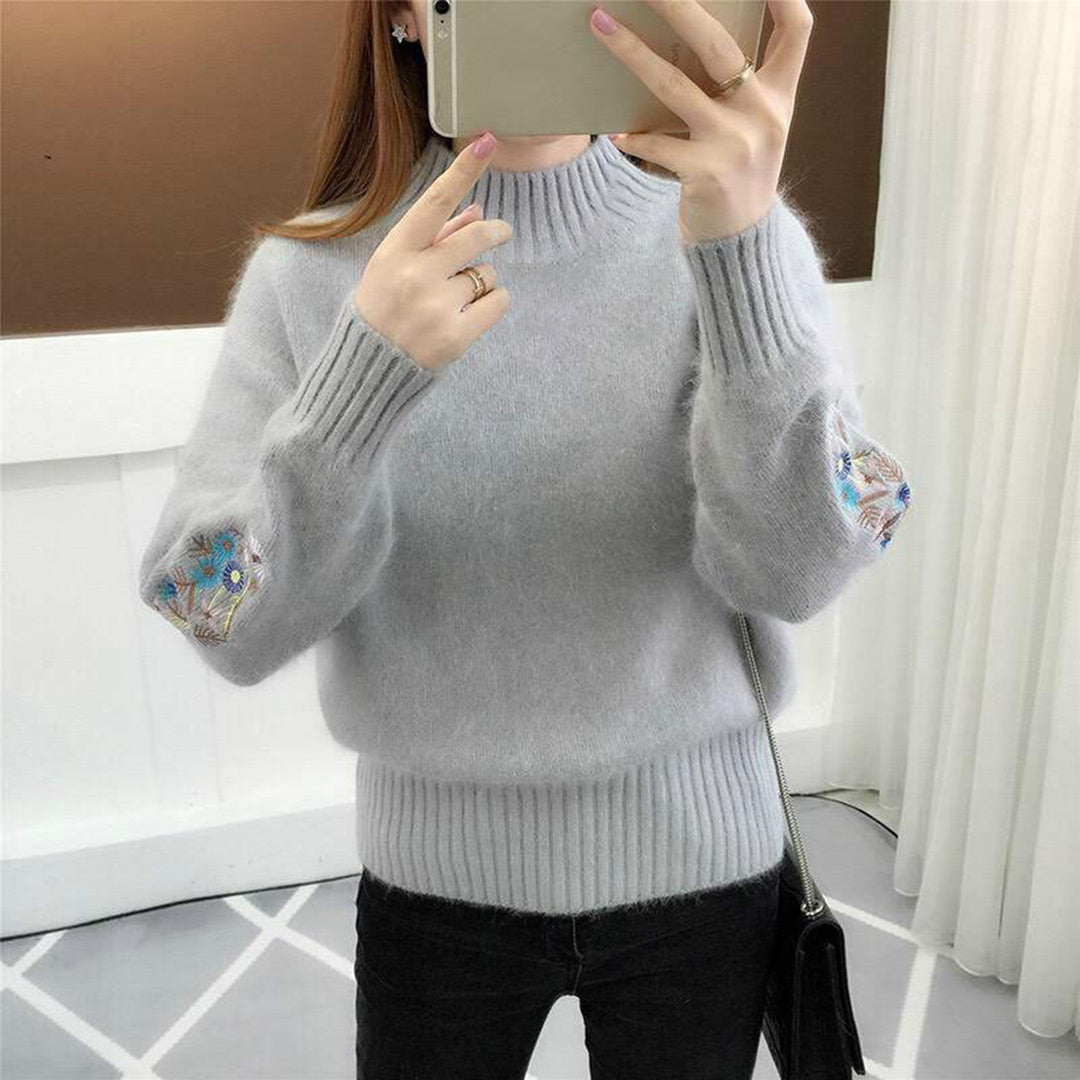ModeGeist | Strickpullover mit floraler Stickerei