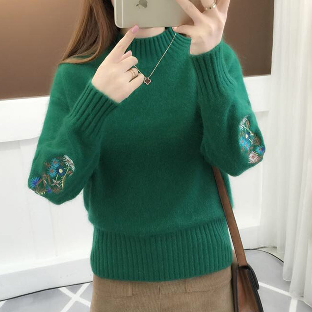 ModeGeist | Strickpullover mit floraler Stickerei