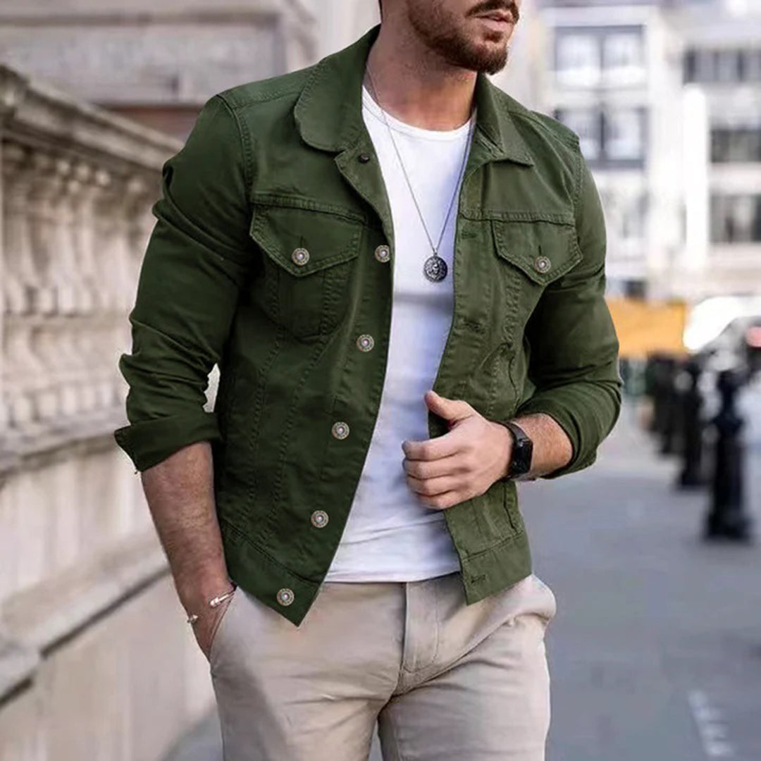 Mäntel für Herren: Elegantes Frühlings-Modell von BAPTISTE