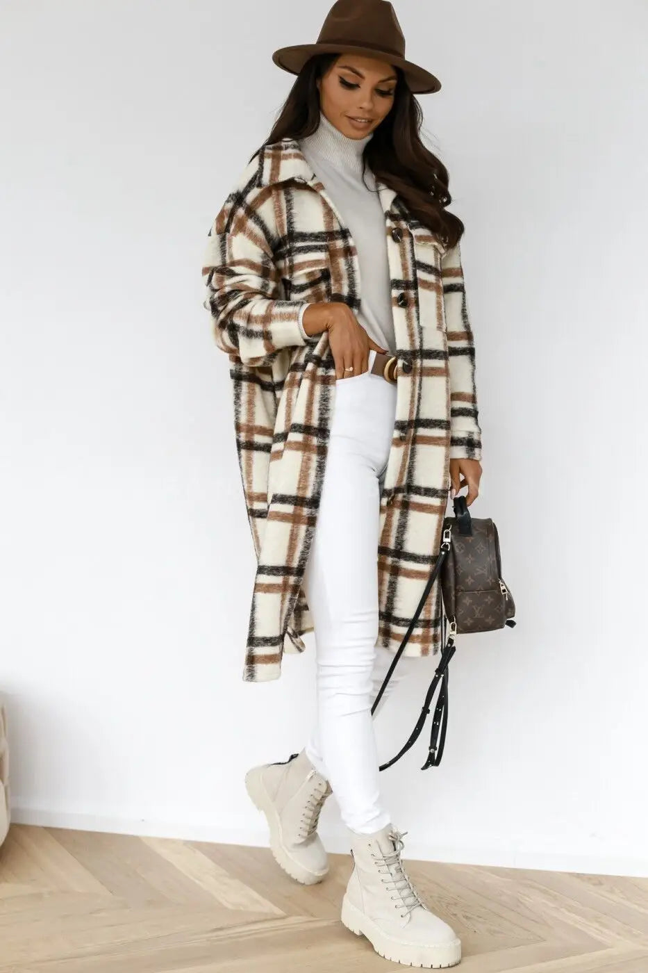 ModeGeist | Langer Mantel aus kariertem Fleece