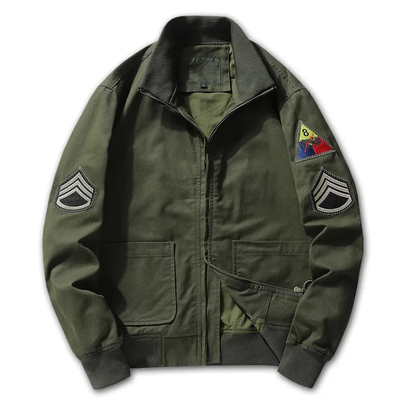 GÖTZ Bomberjacke mit militärischen Patches