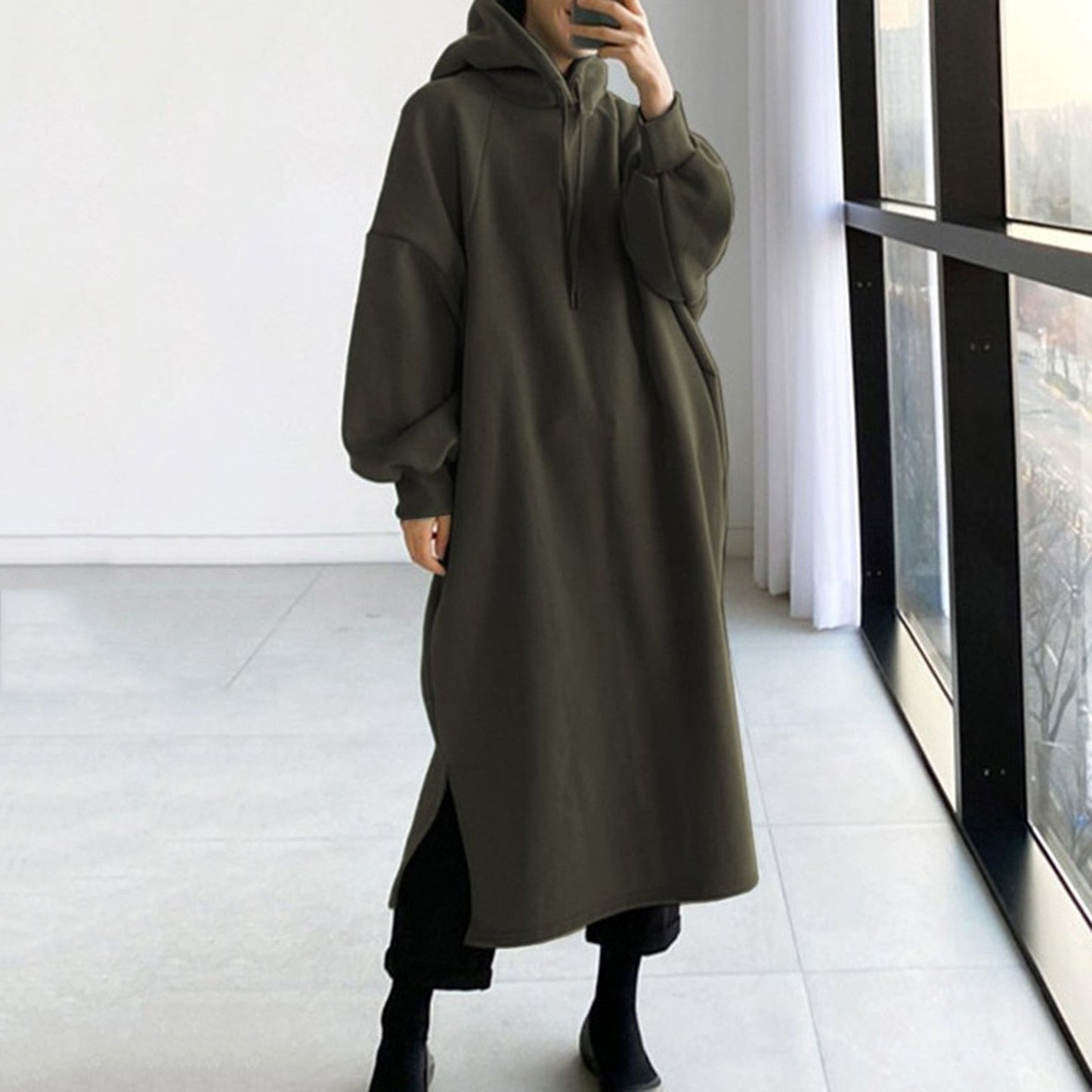 Cooler Kapuzenpullover mit langen Ärmeln von Keren