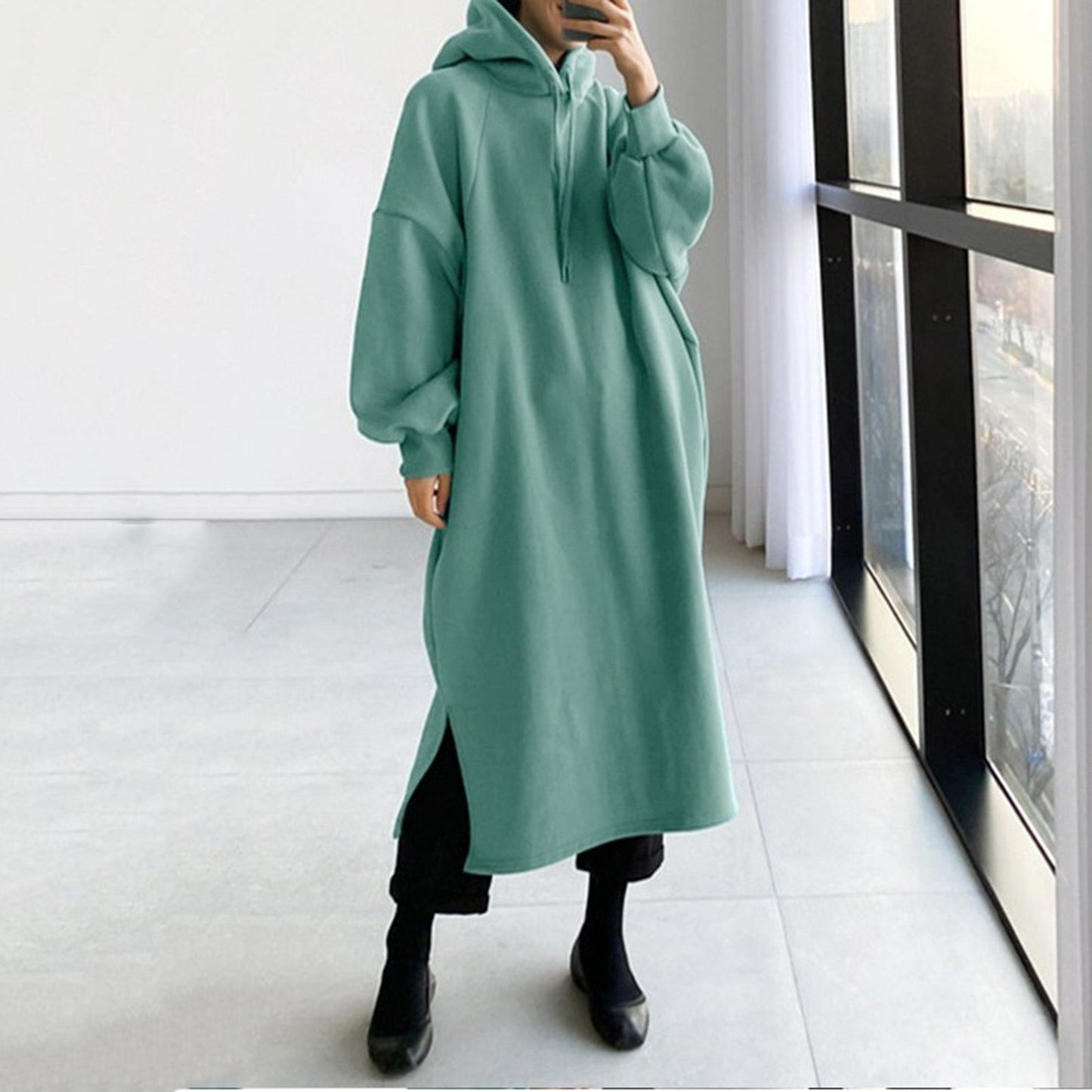 Cooler Kapuzenpullover mit langen Ärmeln von Keren