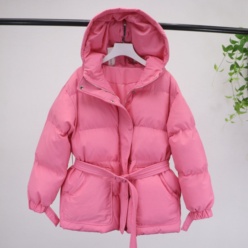 ModeGeist | Damen-Steppjacke mit Gürtel "Street Chic"