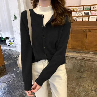 ModeGeist | Gemütliche Strickjacke mit Öffnung Vorne
