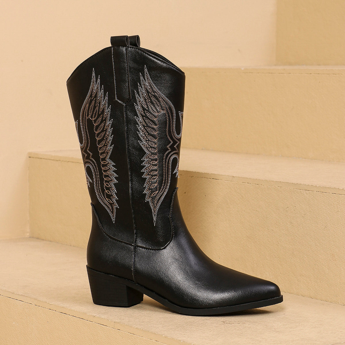 Deryn Cowgirl-Stiefel: Hohe Kniestiefel mit Keilabsätzen - Trend 2024