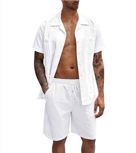 Sommer-Outfit für Herren: Shirt und kurze Hose – Ozi